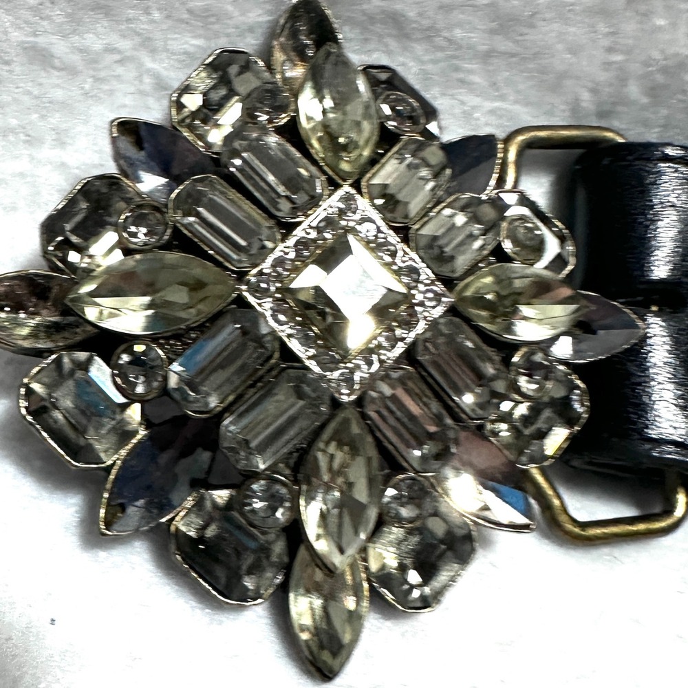 B-Low the Belt Sz 32 Leather Crystal Rhinestone Statement Buckle Belt Black